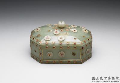 图片[2]-Jade octagonal box inlaid with jade flowers, Mughal Empire-China Archive